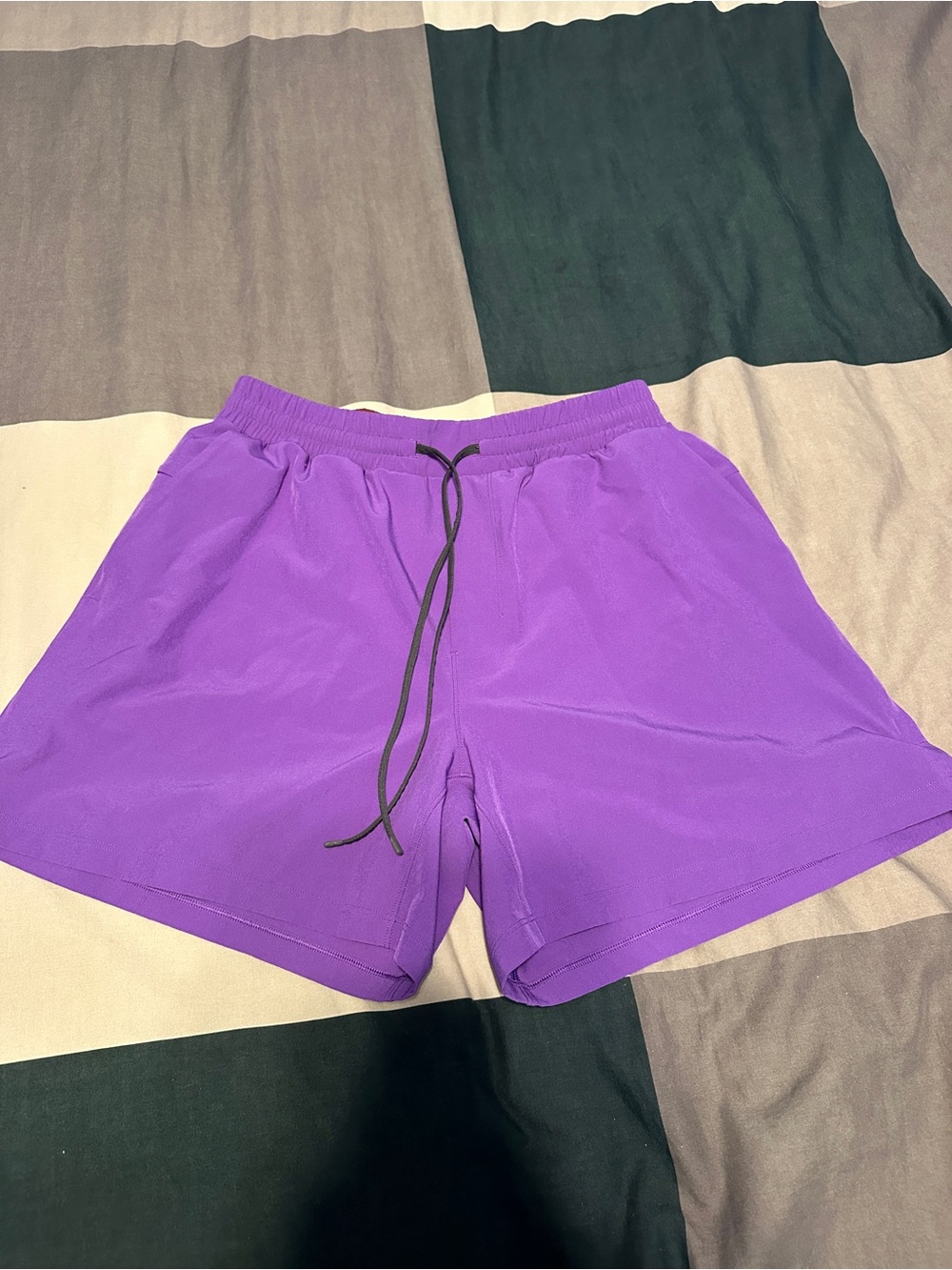 Lululemon Shorts Medium